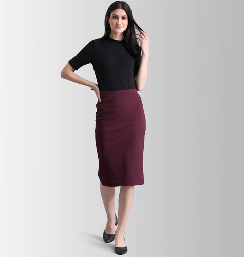 Women Maroon Solid Straight Skirt
